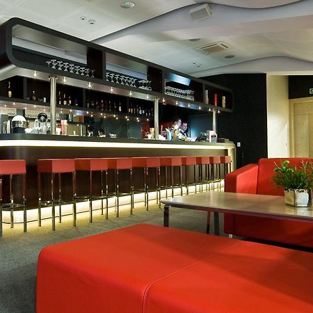 Hotel Poznanski A2 ลูบอน ภายนอก รูปภาพ